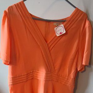 New Knee Lengh Dress